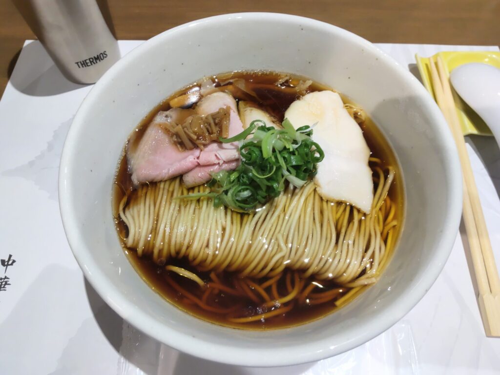 【栃木県】【栃木市】「中華そば とちの葉」あの麺堂HOMEさんのセカンド店の熟成醤油そばと替え玉 | 大食いグルメ